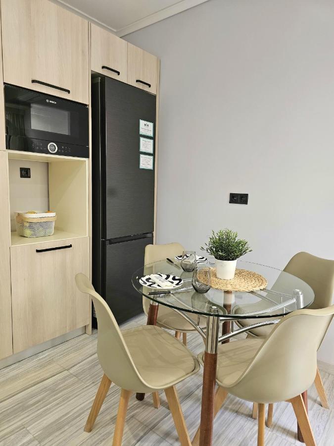 Modern Garden View Apt In Voula, Athens - Luxe 外观 照片
